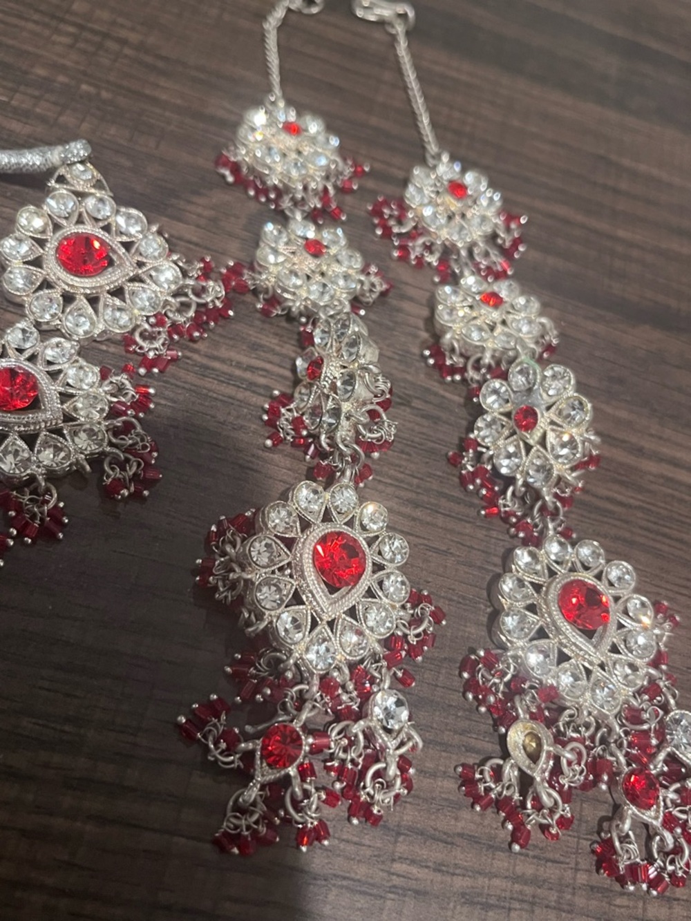 Elegant Red and Silver Statement Necklace & Earrings Set - Picture 3 of 6